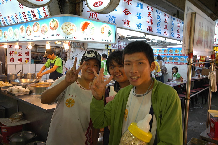 shilinnightmarket.jpg